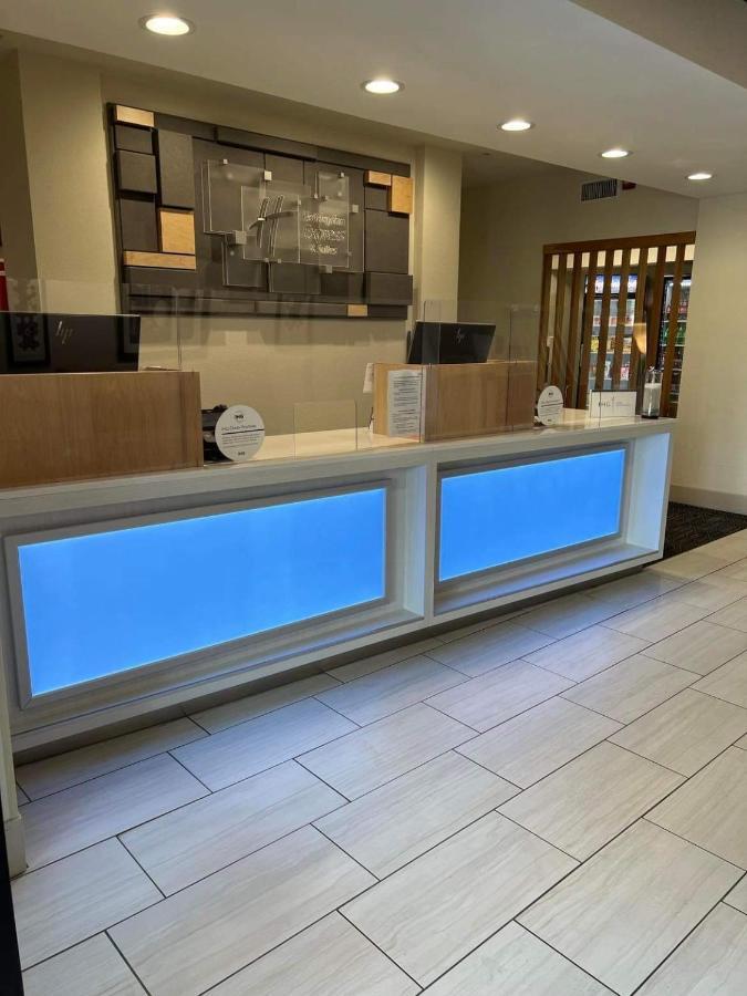 Holiday Inn Express & Suites Ozona By Ihg Exterior photo